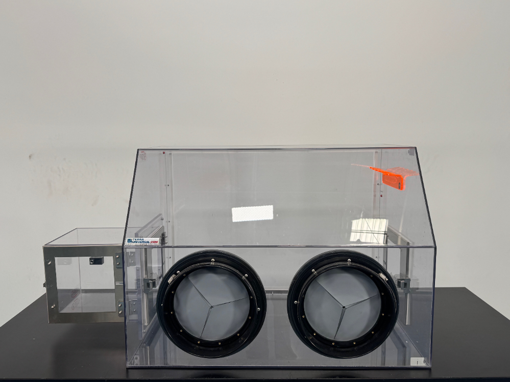Image of Terra Universal Glovebox